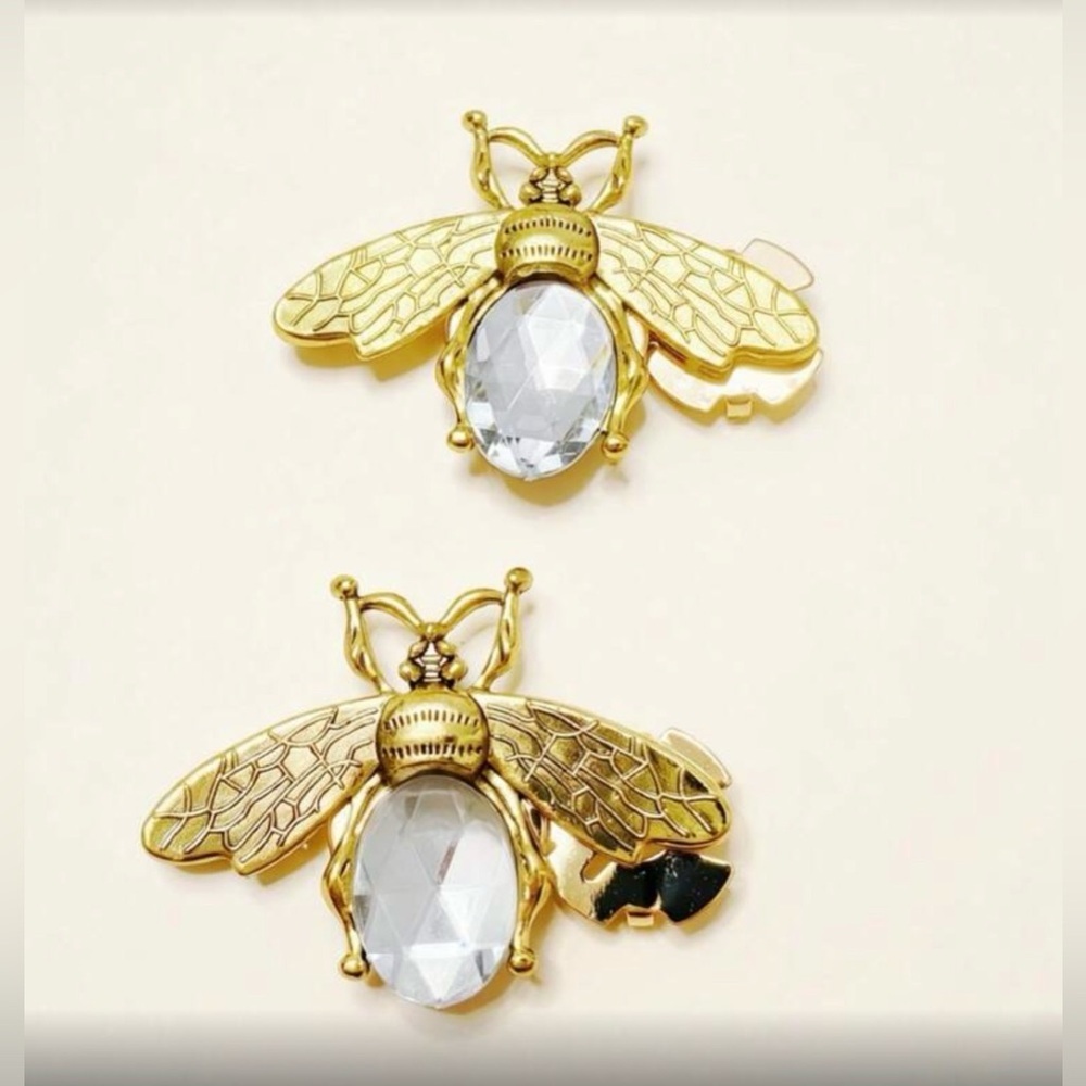 ✨NEW Gold Rhinestone Bee cuff links - Picture 3 of 3